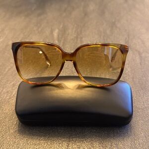 Victoria Beckham VB610S Brown